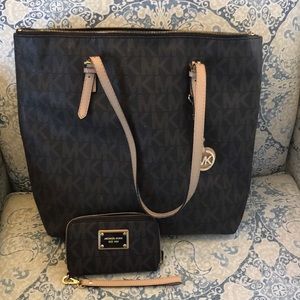 Michael Kors handbag with matching wristlet